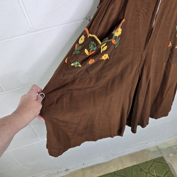 Vtg 60s Brown Embroidered Floral Pockets Shorts Romper Jumpsuit - Picture 11 of 11